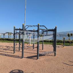 Calisthenics spot Exercise Park - İzmir