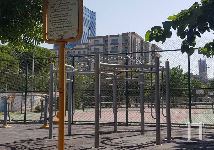 Bodyweight workout - İzmir - - Calisthenics workout — outdoor calisthenics spot in İzmir