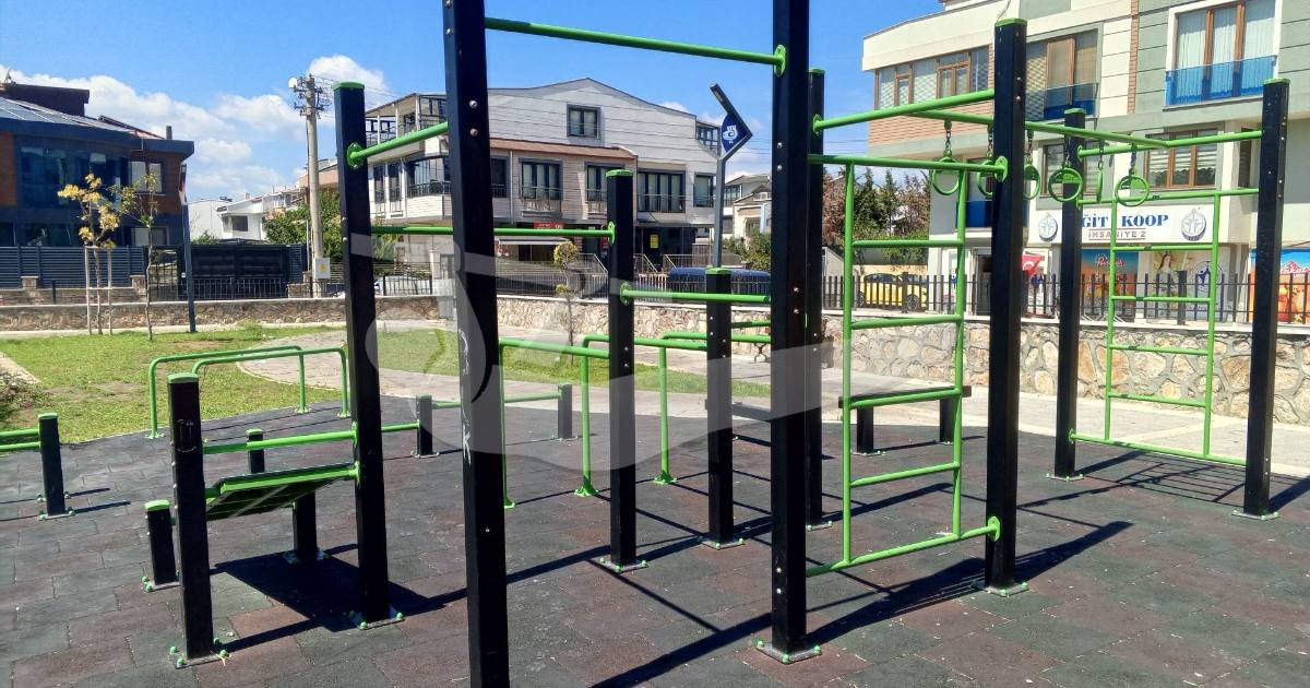 İhsaniye parkı — outdoor calisthenics spot in Bandırma