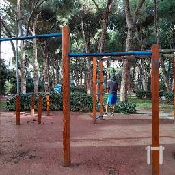 Calisthenics spot Kadıköy - Outdoor Gym - Professor Kriton Curi Park