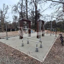 Calisthenics spot Milan - Calisthenics Equipment - Giardini pubblici Indro Montanelli