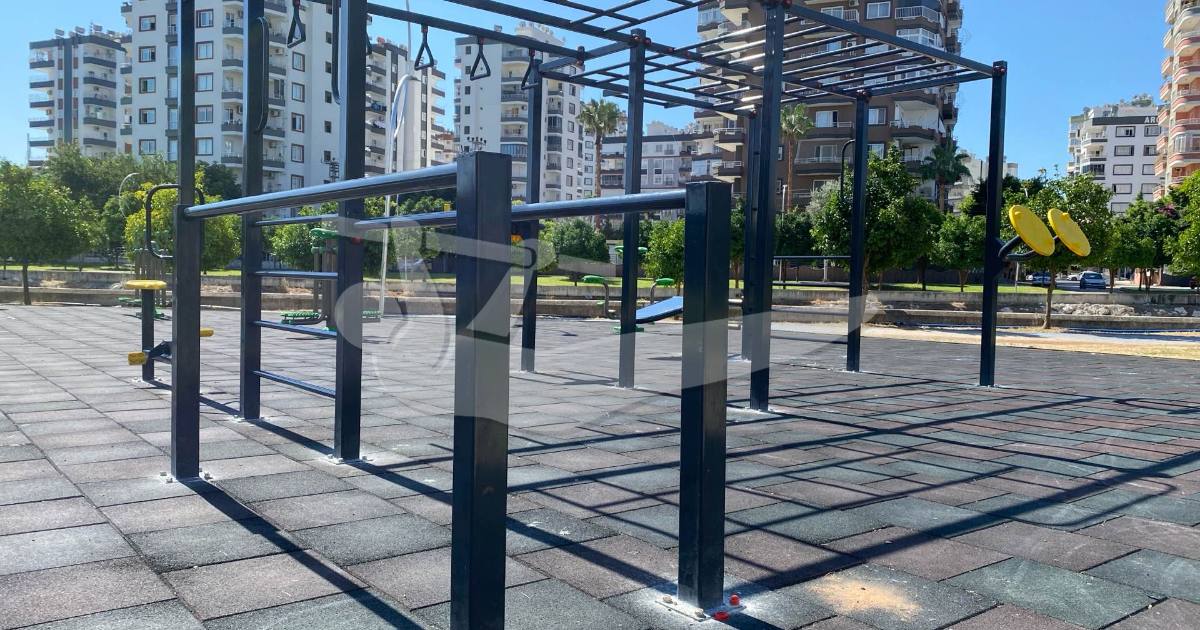8 Mart Parkı — outdoor calisthenics spot in Mezitli