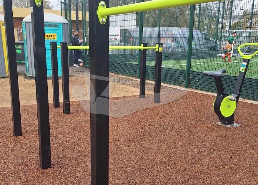 Barnard Park Exercise Equipment — outdoor calisthenics spot in London