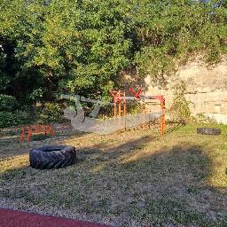 Calisthenics spot Workout hřiště v Byšicích Park