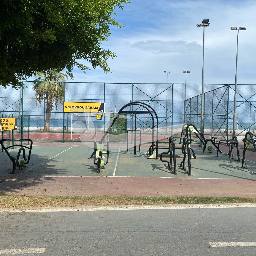 Calisthenics spot Tribün Kafe Park