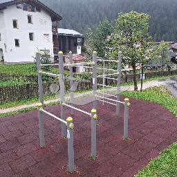 Calisthenics spot Parco giochi Sportstadion Pranives