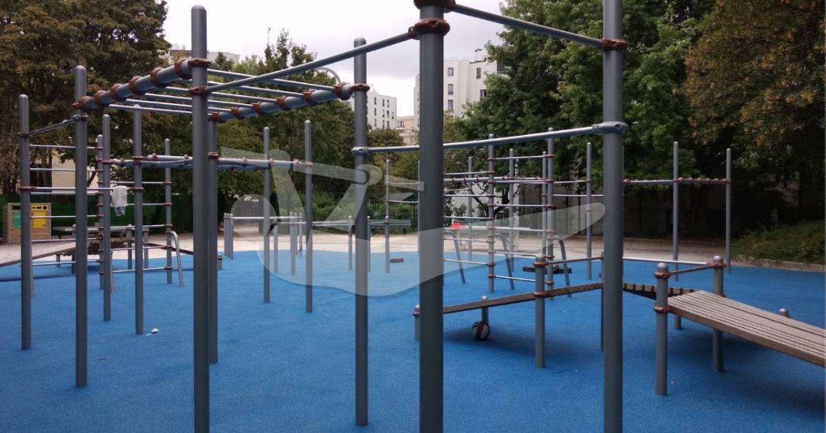 Paris - Outdoor Calisthenics Park - Les Hauts de Malesherbes — outdoor calisthenics spot in Paris
