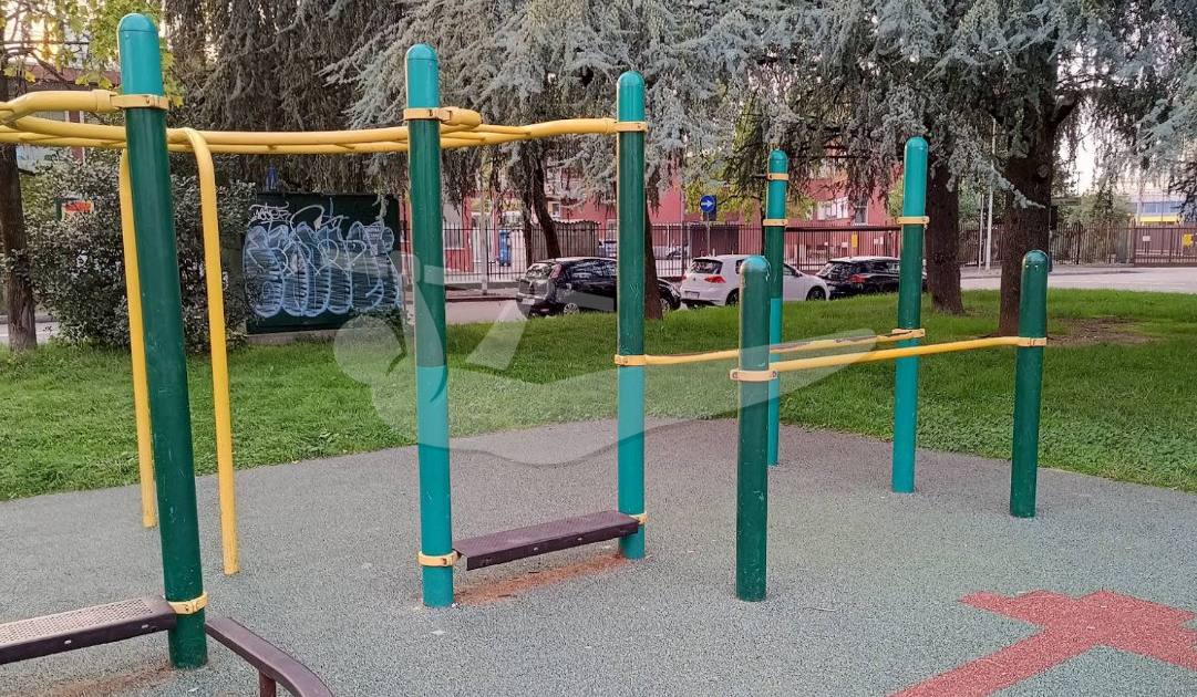 Calisthenics Stations - Cinisello Balsamo — outdoor calisthenics spot in Milan
