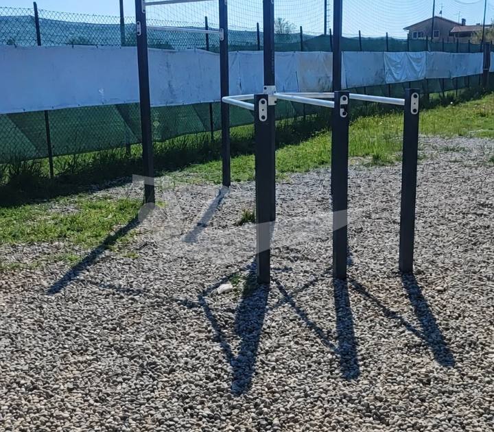Outdoor Gym Sona — outdoor calisthenics spot in Verona