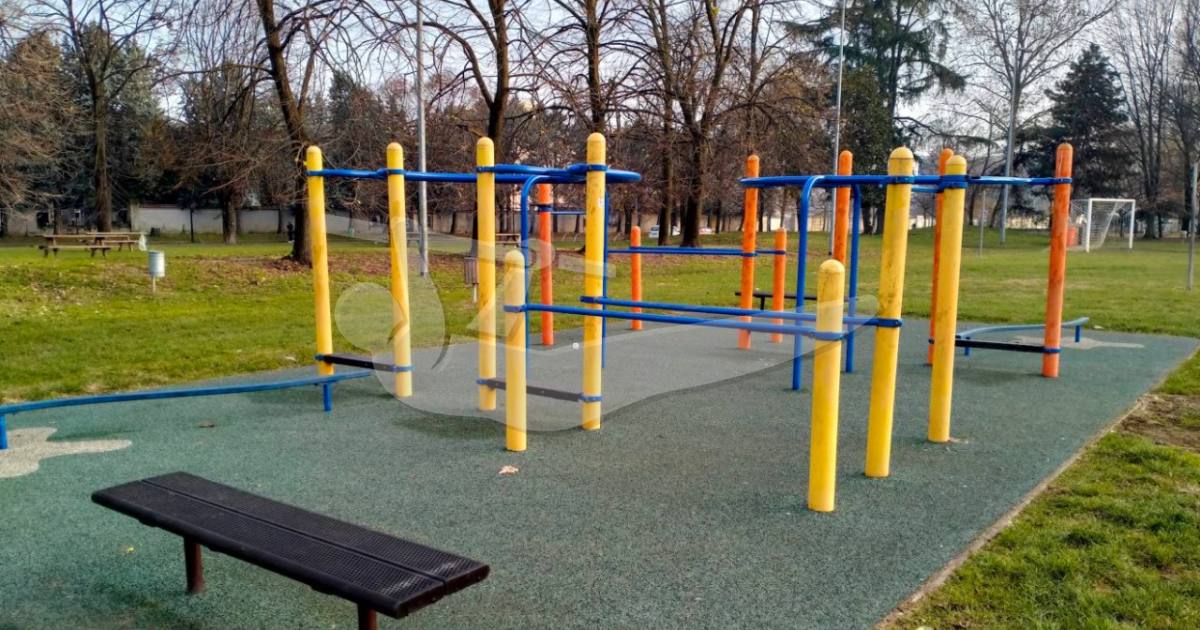 Outdoor Fitness Via Piemonte — outdoor calisthenics spot in Milan