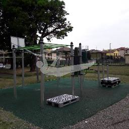 Map showing where Pogliano Milanese - Calisthenics Park is